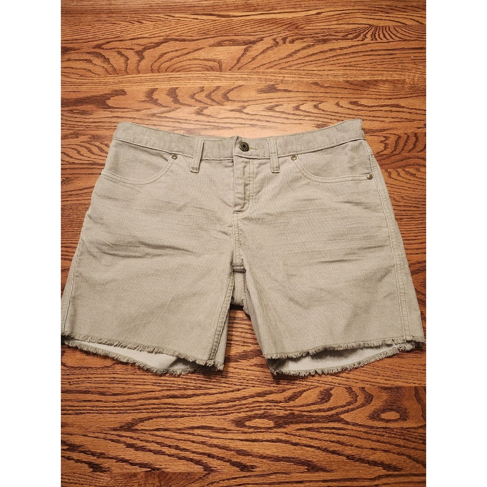 Carve Designs Oahu Corduroy Shorts Womens Size 6 Sage Green  6" Inseam